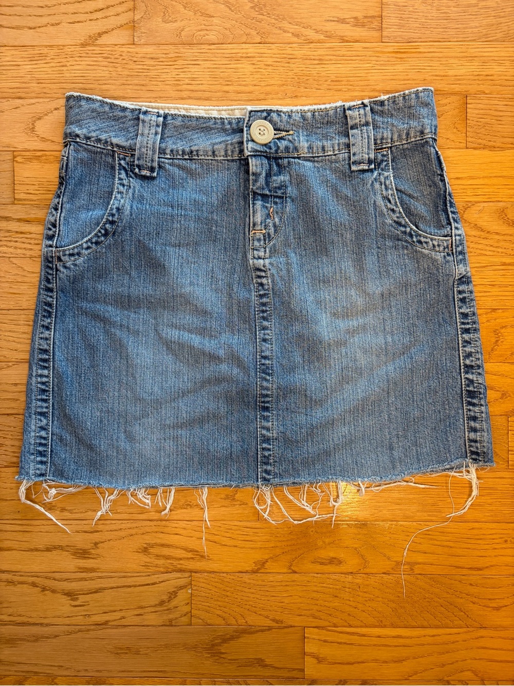 Hydraulic Raw Hem Denim Mini Skirt - Blue